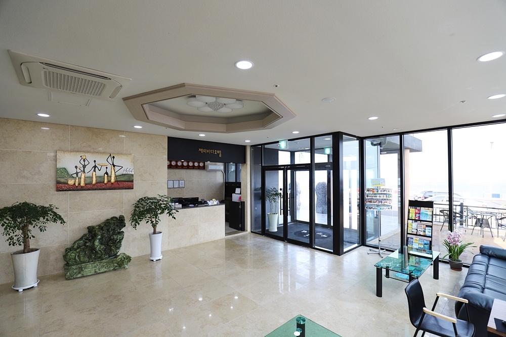 The Four Hills Jeju Hotel Bagian luar foto